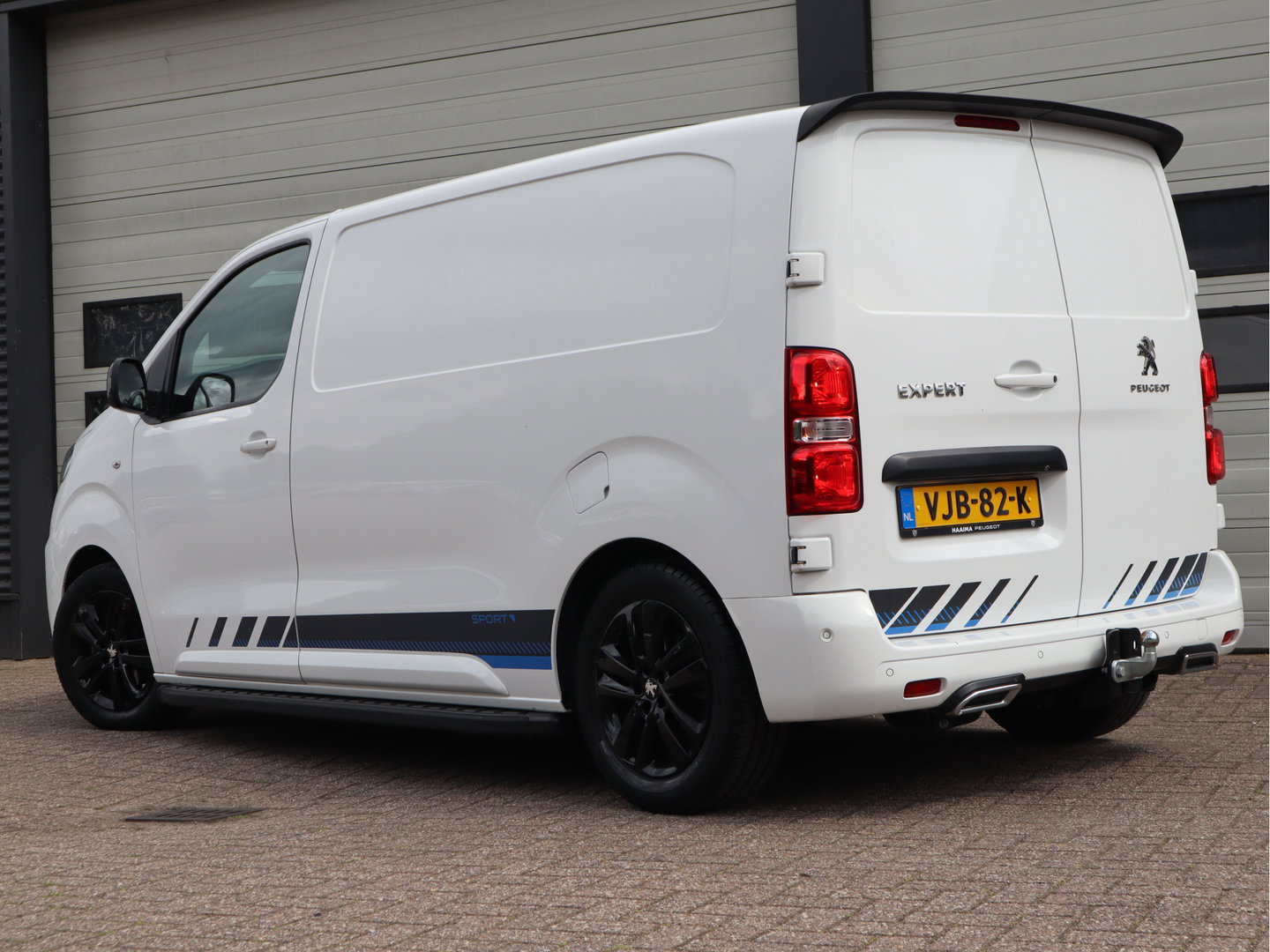 Peugeot Expert 2.0 BlueHDI 150pk Euro 6 Sport Lang L2 - Xenon - Leer - Camera - Cruise