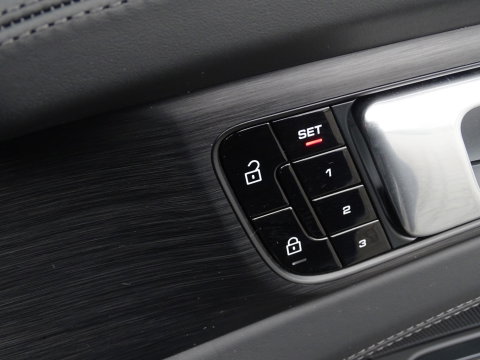 Porsche Panamera 4.0 GTS V8 460PK Sport Design / Bose / 360°