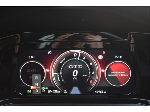Volkswagen Golf 1.4 eHybrid GTE 245 pk | Keyless | Standkachel | Camera | Carplay | Stoelverwarming 4x | Stuurverwarming | Full LED IQ