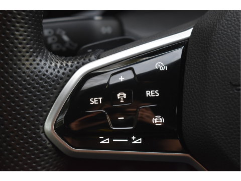 Volkswagen Golf 1.4 eHybrid GTE 245 pk | Keyless | Standkachel | Camera | Carplay | Stoelverwarming 4x | Stuurverwarming | Full LED IQ