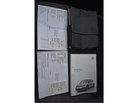 Volkswagen Golf 1.4 eHybrid GTE 245 pk | Keyless | Standkachel | Camera | Carplay | Stoelverwarming 4x | Stuurverwarming | Full LED IQ