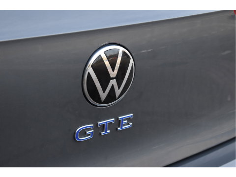 Volkswagen Golf 1.4 eHybrid GTE 245 pk | Keyless | Standkachel | Camera | Carplay | Stoelverwarming 4x | Stuurverwarming | Full LED IQ