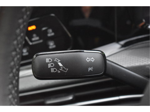 Volkswagen Golf 1.4 eHybrid GTE 245 pk | Keyless | Standkachel | Camera | Carplay | Stoelverwarming 4x | Stuurverwarming | Full LED IQ