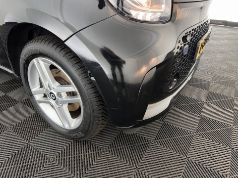 Smart Forfour EQ Essential 18 kWh [ 3-Fase-22kW ] {SOH-93%} (INCL-BTW) *LEATHER | HEATED-COMFORTSEATS | PRIVACY-GLASS | AIRCO | CRUISE | 15''ALU*