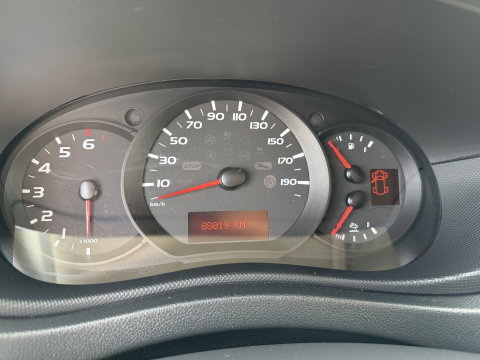 Renault Master T35 2.3 dCi 130pk L2H2 bpm vrij / euro 6 diesel / vaste prijs rijklaar € 19.950 ex btw / DC 7 persoons / zilver metallic / trekhaak 2500 kg / airco / cruise / navigatie