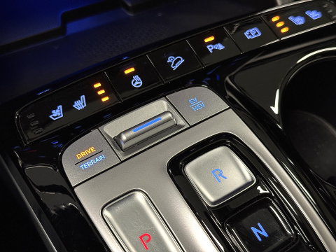 Hyundai Tucson 1.6 T-GDI PHEV Premium Sky 4WD | Panoramadak | Krell Audio | 360° Camera | Apple Carplay | Android Auto | Stuurverwarming | Stoelverwarming / ventilatie | Adaptieve Cruise Control | Afneembare Trekhaak |