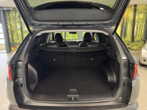 Hyundai Tucson 1.6 T-GDI PHEV Premium Sky 4WD | Panoramadak | Krell Audio | 360° Camera | Apple Carplay | Android Auto | Stuurverwarming | Stoelverwarming / ventilatie | Adaptieve Cruise Control | Afneembare Trekhaak |