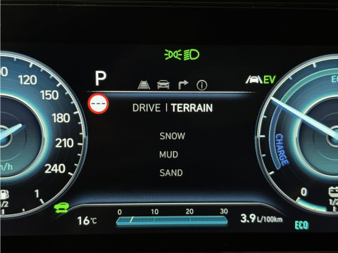 Hyundai Tucson 1.6 T-GDI PHEV Premium Sky 4WD | Panoramadak | Krell Audio | 360° Camera | Apple Carplay | Android Auto | Stuurverwarming | Stoelverwarming / ventilatie | Adaptieve Cruise Control | Afneembare Trekhaak |