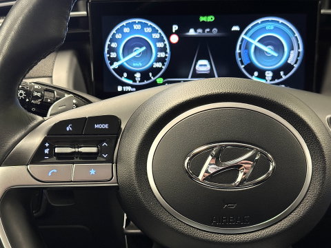 Hyundai Tucson 1.6 T-GDI PHEV Premium Sky 4WD | Panoramadak | Krell Audio | 360° Camera | Apple Carplay | Android Auto | Stuurverwarming | Stoelverwarming / ventilatie | Adaptieve Cruise Control | Afneembare Trekhaak |
