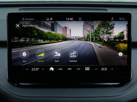Škoda Enyaq iV 80 SPORTLINE/ MATRIX LED/ SOH 93%