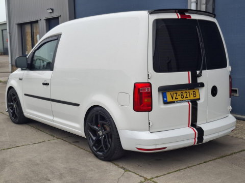 Volkswagen Caddy 2.0 TDI L1H1 BMT Comfortline VERLAAGD / AIRCO / STOEL VERWARMING / EURO 6 / NAVI / MARGE AUTO !!