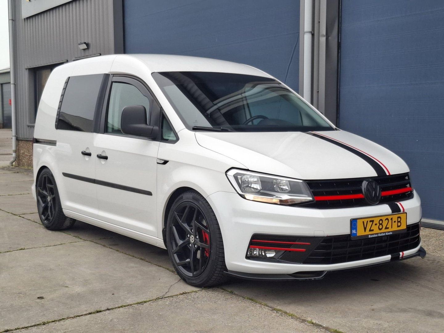 Volkswagen Caddy 2.0 TDI L1H1 BMT Comfortline VERLAAGD / AIRCO / STOEL VERWARMING / EURO 6 / NAVI / MARGE AUTO !!