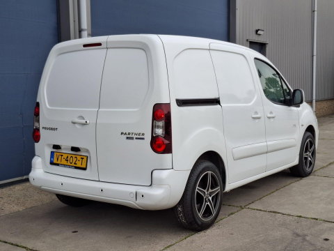 Peugeot Partner 120 1.6 BlueHDi 75 L1 Première AIRCO / CRUISE CONTROLE / EURO 6 / 1 STE EIGENAAR / DEALER ONDERHOUDEN