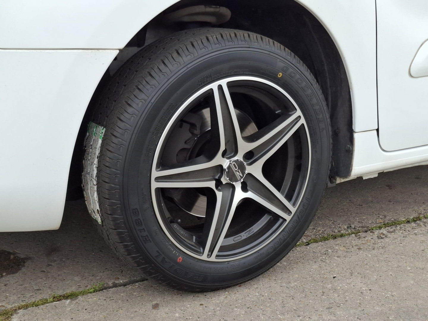 Peugeot Partner 120 1.6 BlueHDi 75 L1 Première AIRCO / CRUISE CONTROLE / EURO 6 / 1 STE EIGENAAR / DEALER ONDERHOUDEN