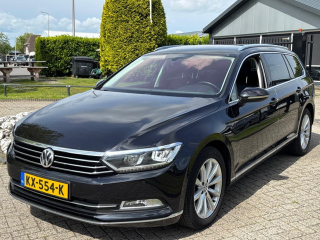 Volkswagen Passat - Variant 1.6 TDI Highline DSG Automaat 2016 Zwart