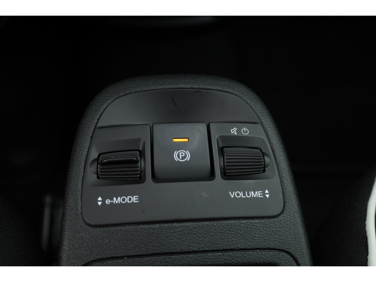 Fiat 500 42 kWh | SOH 95 % | Navi by App | Camera | Apple CarPlay | Stoelverw. | Keyless | Dodehoekdet.