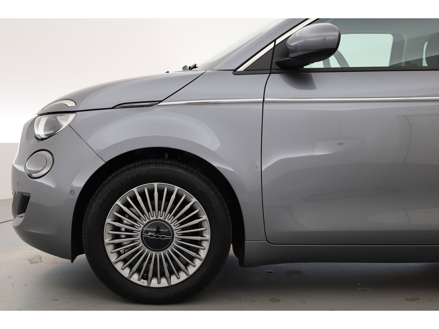 Fiat 500 42 kWh | SOH 95 % | Navi by App | Camera | Apple CarPlay | Stoelverw. | Keyless | Dodehoekdet.