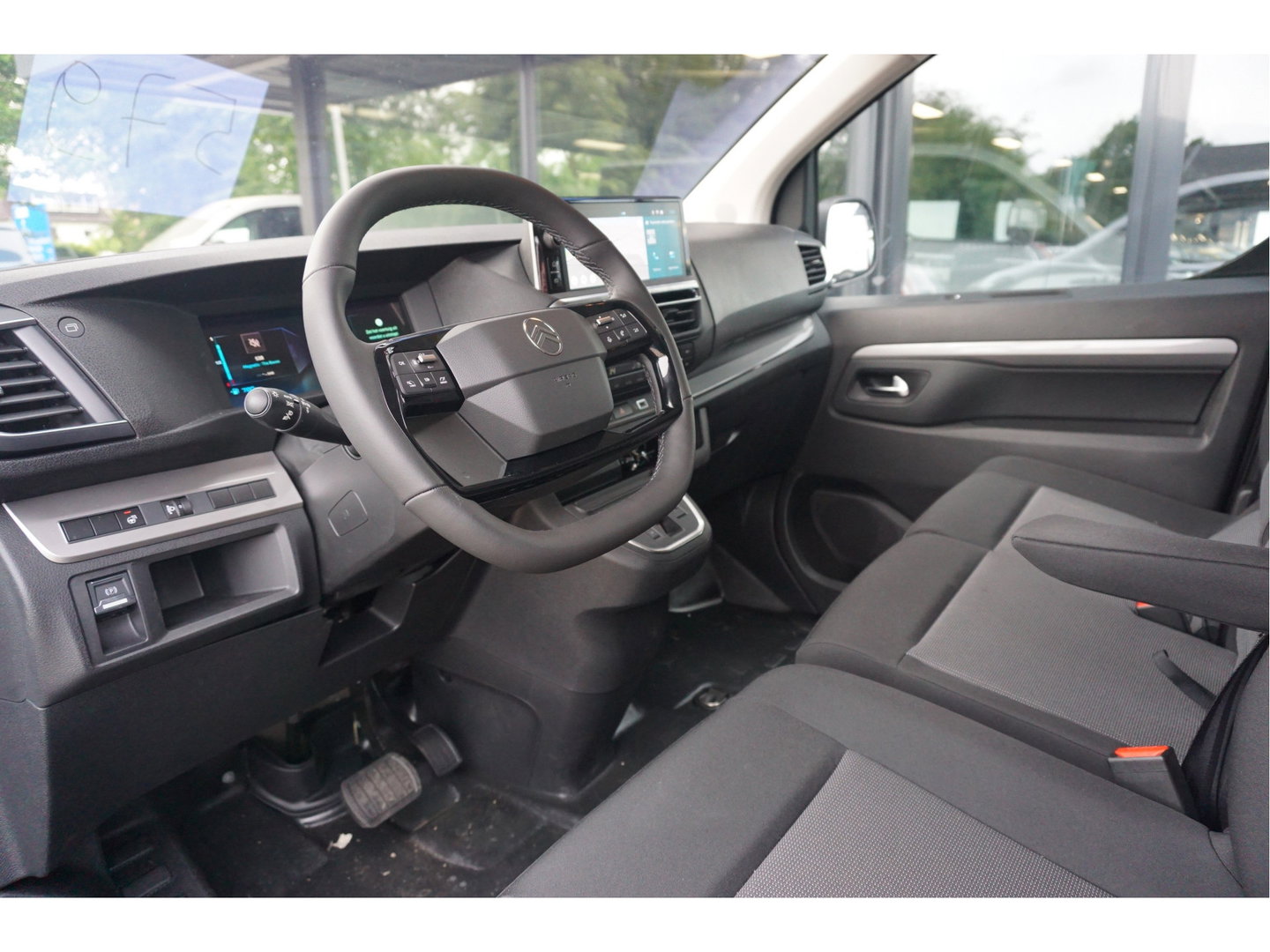 Citroën Jumpy 2.0D 180PK EAT8 Aut L3H1 BPM VRIJ!! LED, Navi, Clima, Adap. Cruise, 17" LM, Betimmering, Trekhaak!! Nr. M01*