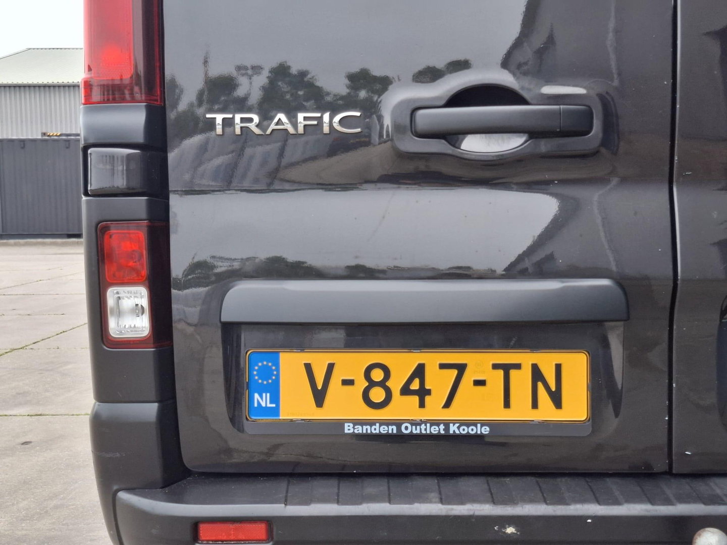 Renault Trafic 1.6 dCi T29 L2H1 DC Comfort DUBBEL CABINE / CRUISE CONTROLE / DEALER ONDERHOUDEN / NAVI