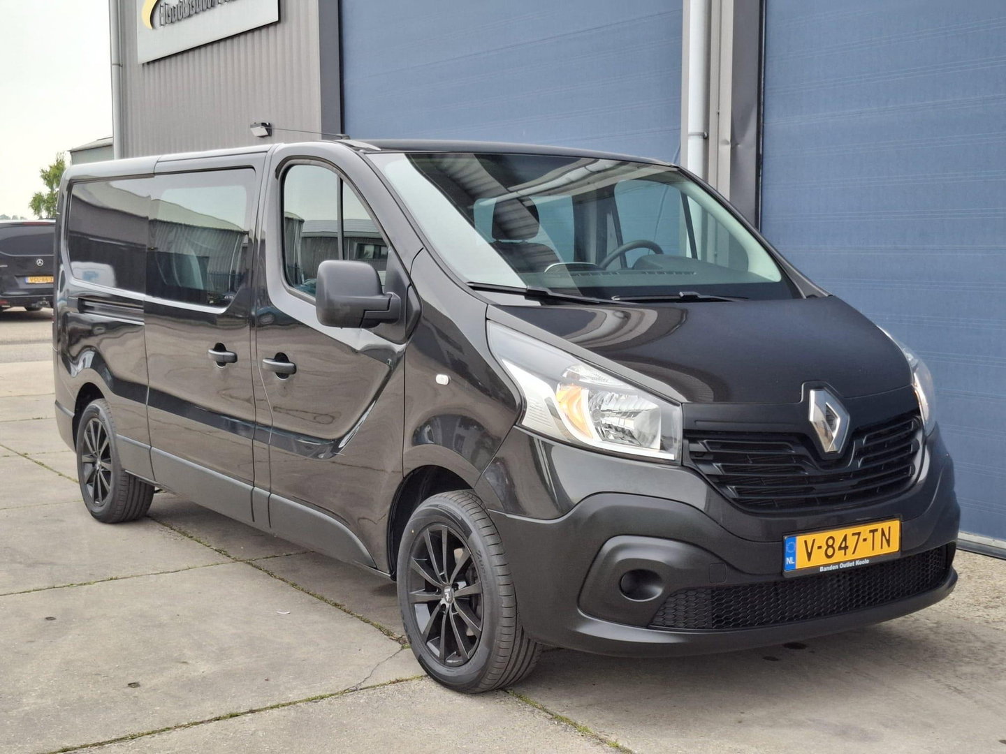Renault Trafic 1.6 dCi T29 L2H1 DC Comfort DUBBEL CABINE / CRUISE CONTROLE / DEALER ONDERHOUDEN / NAVI