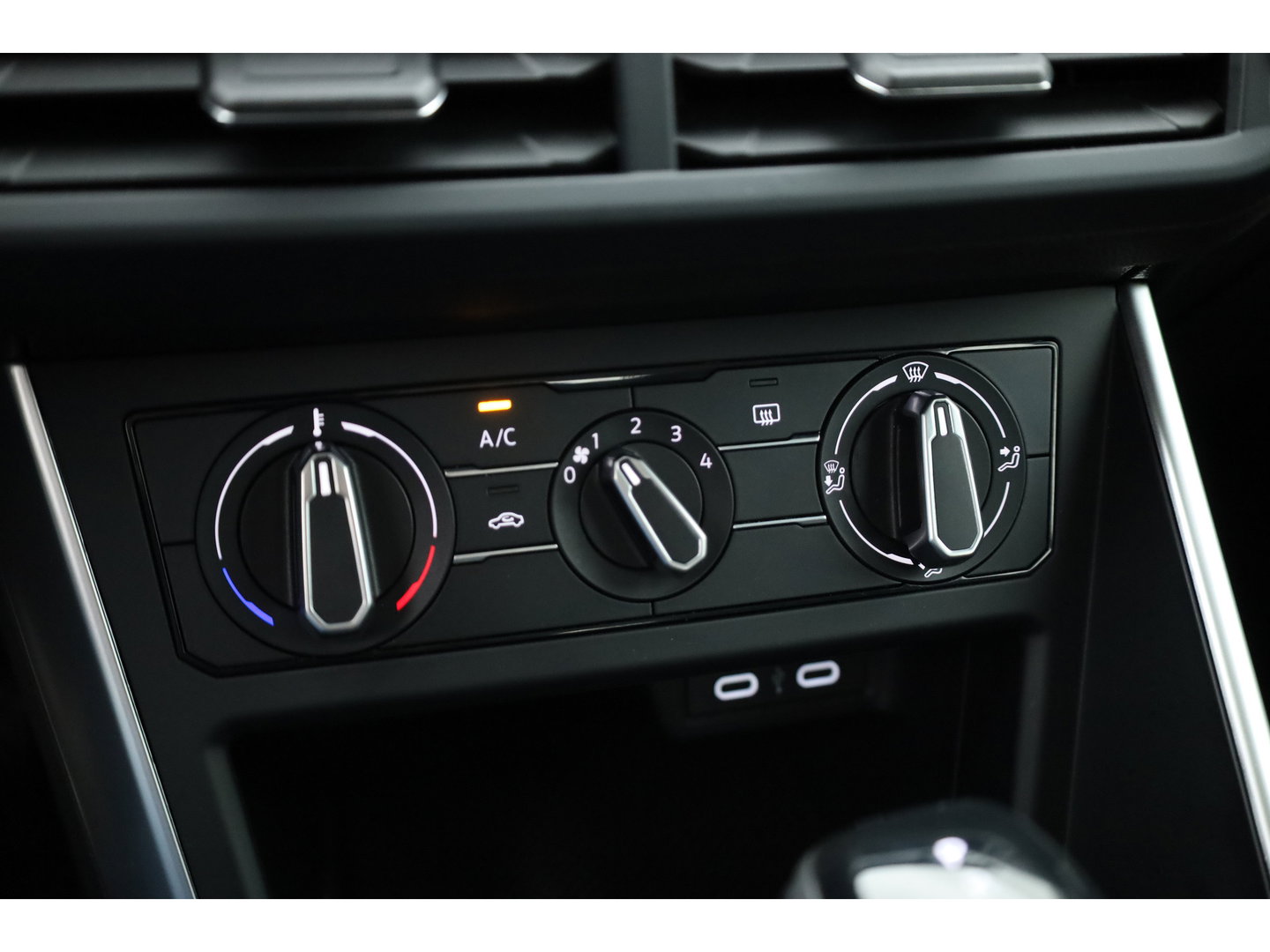 Volkswagen Polo 1.0 TSI Life DSG | Digi Dashboard | Apple CarPlay & Android Auto | Cruise Ctrl. | Airco | LED
