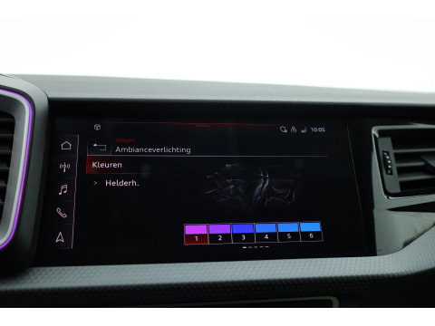 Audi A1 Sportback 40 TFSI S Line 200pk! | Digi. Dashboard | Apple CarPlay | Keyless | Stoelverw. | Cruise Ctrl. | Sfeerverl.