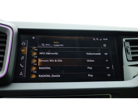 Audi A1 Sportback 40 TFSI S Line 200pk! | Digi. Dashboard | Apple CarPlay | Keyless | Stoelverw. | Cruise Ctrl. | Sfeerverl.
