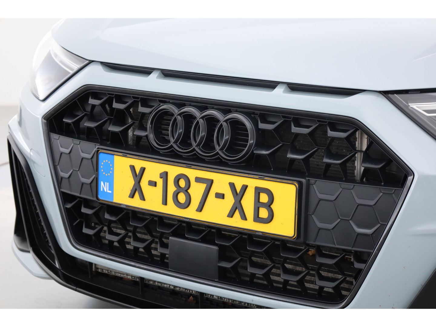 Audi A1 Sportback 40 TFSI S Line 200pk! | Digi. Dashboard | Apple CarPlay | Keyless | Stoelverw. | Cruise Ctrl. | Sfeerverl.