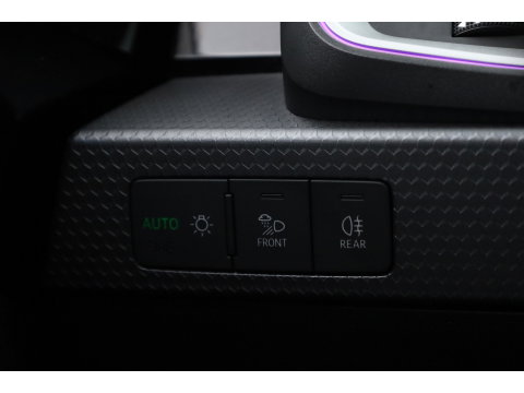 Audi A1 Sportback 40 TFSI S Line 200pk! | Digi. Dashboard | Apple CarPlay | Keyless | Stoelverw. | Cruise Ctrl. | Sfeerverl.