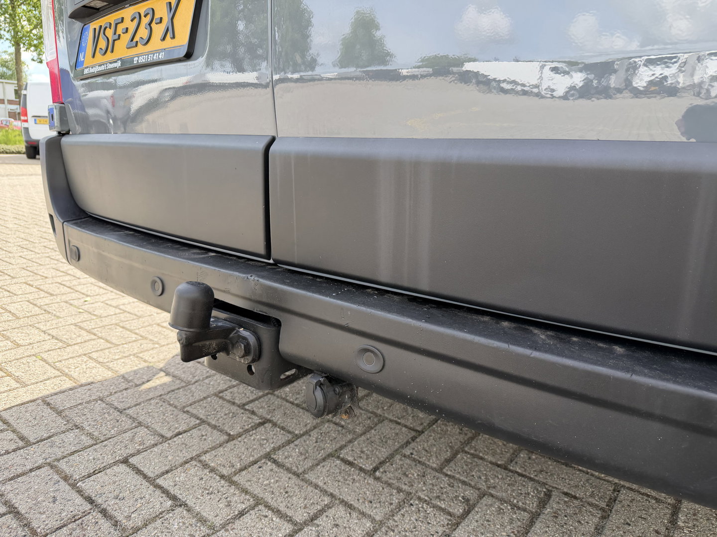 Renault Master T35 2.3 dCi 150pk L3H3 Energy Comfort / vaste prijs rijklaar € 21.950 ex btw / lease vanaf € 358 / ideaal voor camper ombouw / trekhaak / camera's rondom !