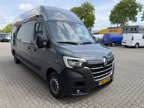 Renault Master T35 2.3 dCi 150pk L3H3 Energy Comfort / vaste prijs rijklaar € 21.950 ex btw / lease vanaf € 358 / ideaal voor camper ombouw / trekhaak / camera's rondom !