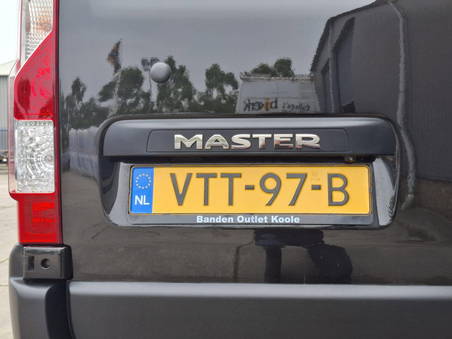 Renault Master T35 2.3 dCi 180 L2H2 Energy Work Edition AIRCO / CRUISE CONTROLE / NAVI / DEALER ONDERHOUDEN / TREKHAAK