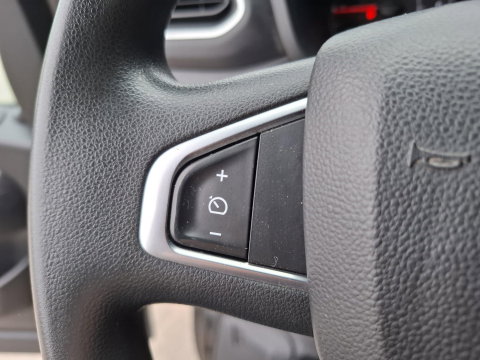 Renault Master T35 2.3 dCi 180 L2H2 Energy Work Edition AIRCO / CRUISE CONTROLE / NAVI / DEALER ONDERHOUDEN / TREKHAAK