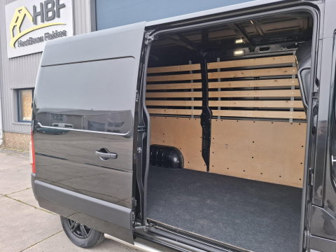 Renault Master T35 2.3 dCi 180 L2H2 Energy Work Edition AIRCO / CRUISE CONTROLE / NAVI / DEALER ONDERHOUDEN / TREKHAAK