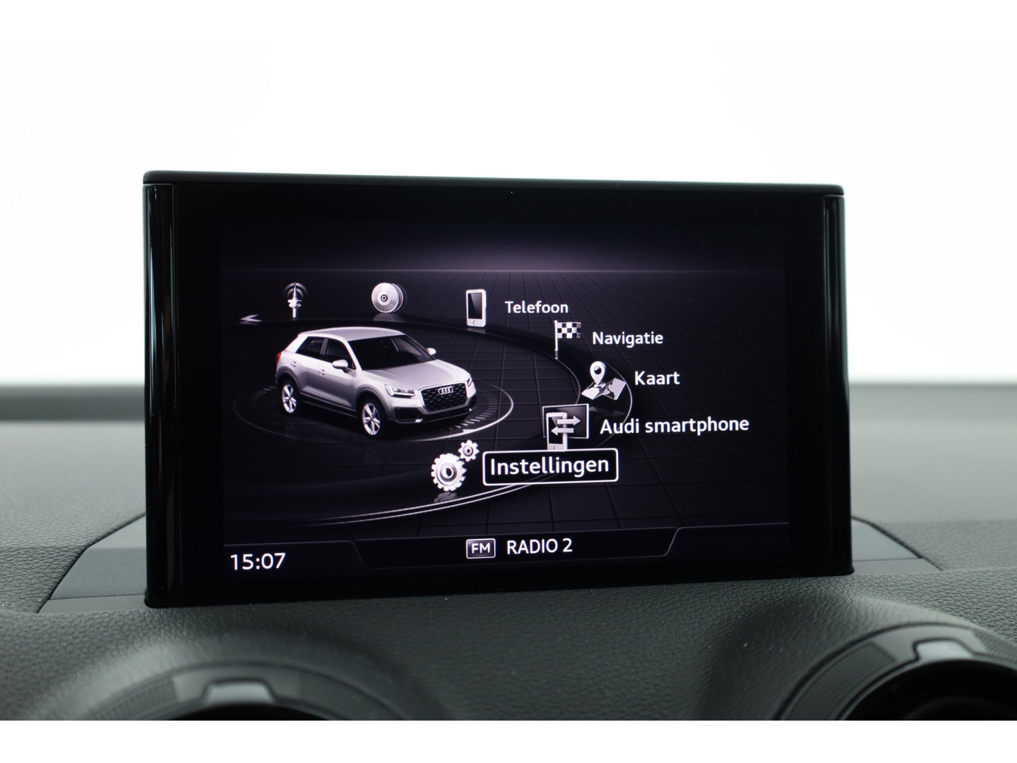 Audi Q2 1.4 TFSI CoD Design | Navi | Trekhaak | Stoelverw. | Cruise Contr. | PDC+A | 17''