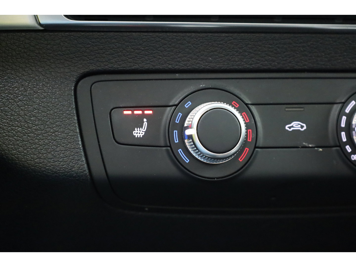 Audi Q2 1.4 TFSI CoD Design | Navi | Trekhaak | Stoelverw. | Cruise Contr. | PDC+A | 17''