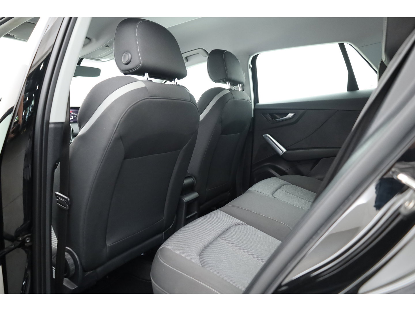 Audi Q2 1.4 TFSI CoD Design | Navi | Trekhaak | Stoelverw. | Cruise Contr. | PDC+A | 17''