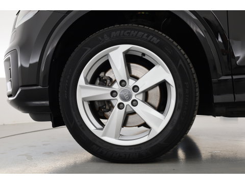 Audi Q2 1.4 TFSI CoD Design | Navi | Trekhaak | Stoelverw. | Cruise Contr. | PDC+A | 17''