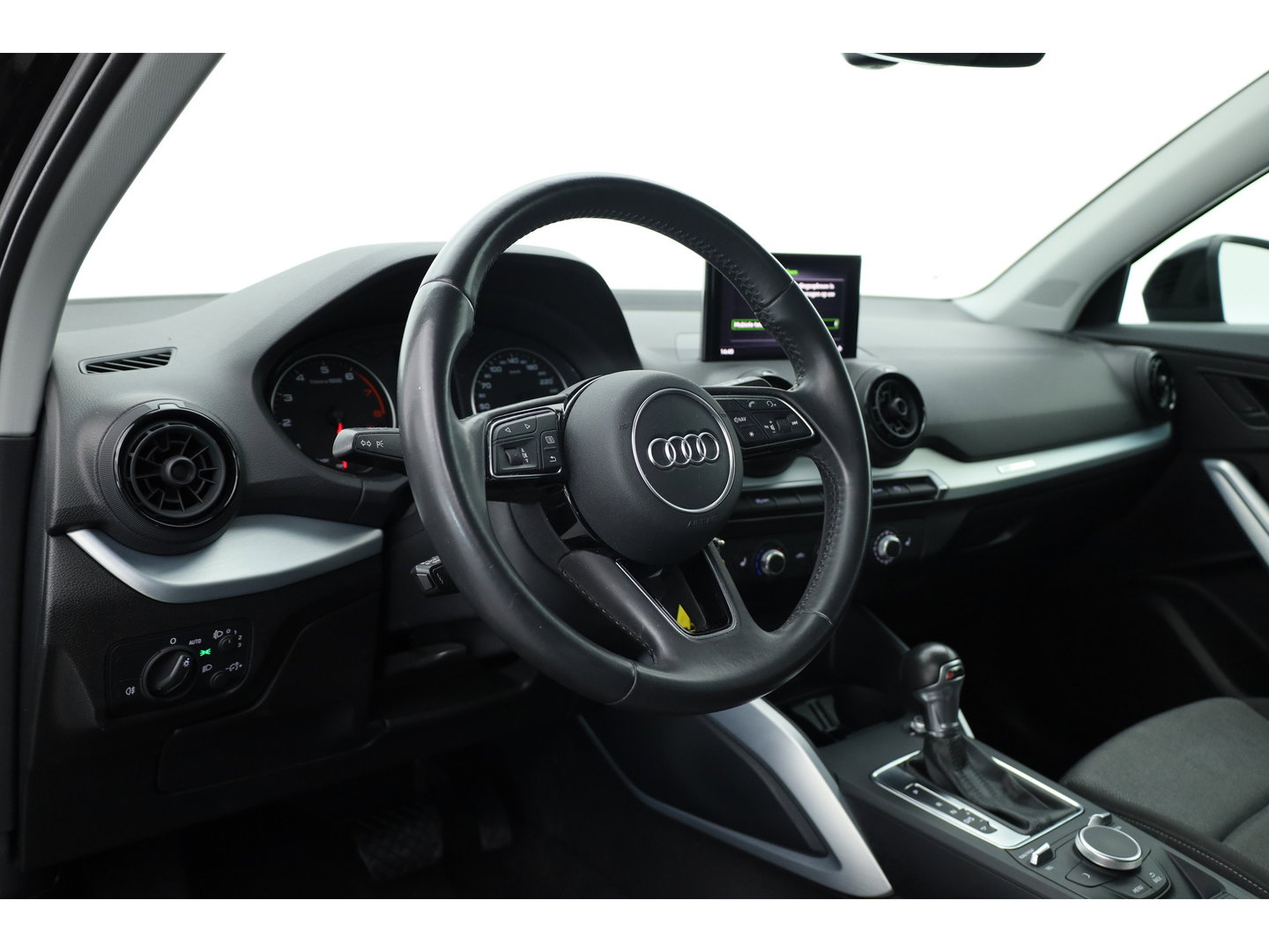Audi Q2 1.4 TFSI CoD Design | Navi | Trekhaak | Stoelverw. | Cruise Contr. | PDC+A | 17''