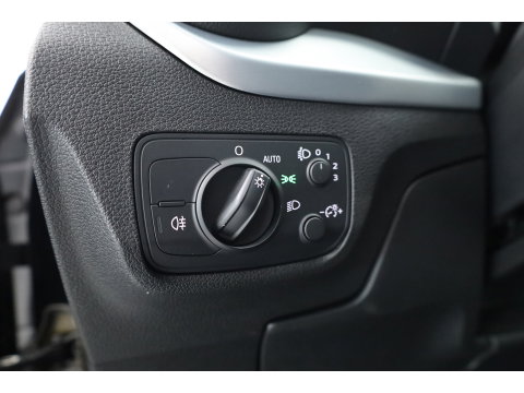 Audi Q2 1.4 TFSI CoD Design | Navi | Trekhaak | Stoelverw. | Cruise Contr. | PDC+A | 17''