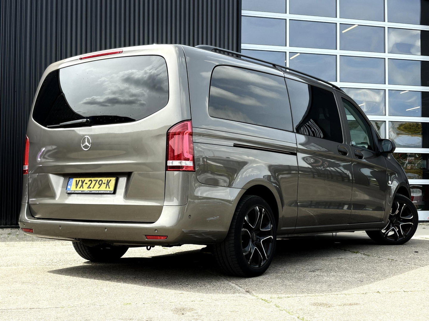 Mercedes-Benz Vito 114 CDI Extra Lang DC XXL L3 | MARGE | LEDER | LED | CRUISE | NETTE BUS
