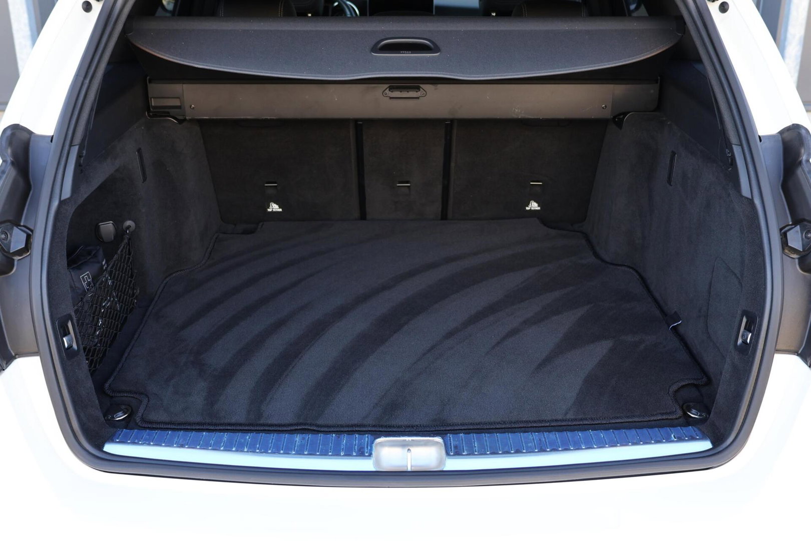Mercedes-Benz C-Klasse Estate 400 4MATIC AMG Line / Panoramadak / Memory stoelen / Night Pakket / Burmester Surround