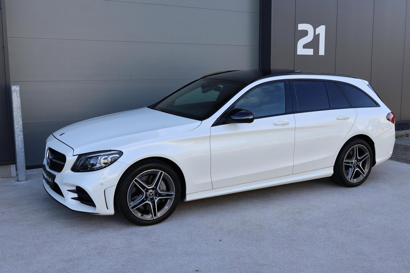 Mercedes-Benz C-Klasse Estate 400 4MATIC AMG Line / Panoramadak / Memory stoelen / Night Pakket / Burmester Surround