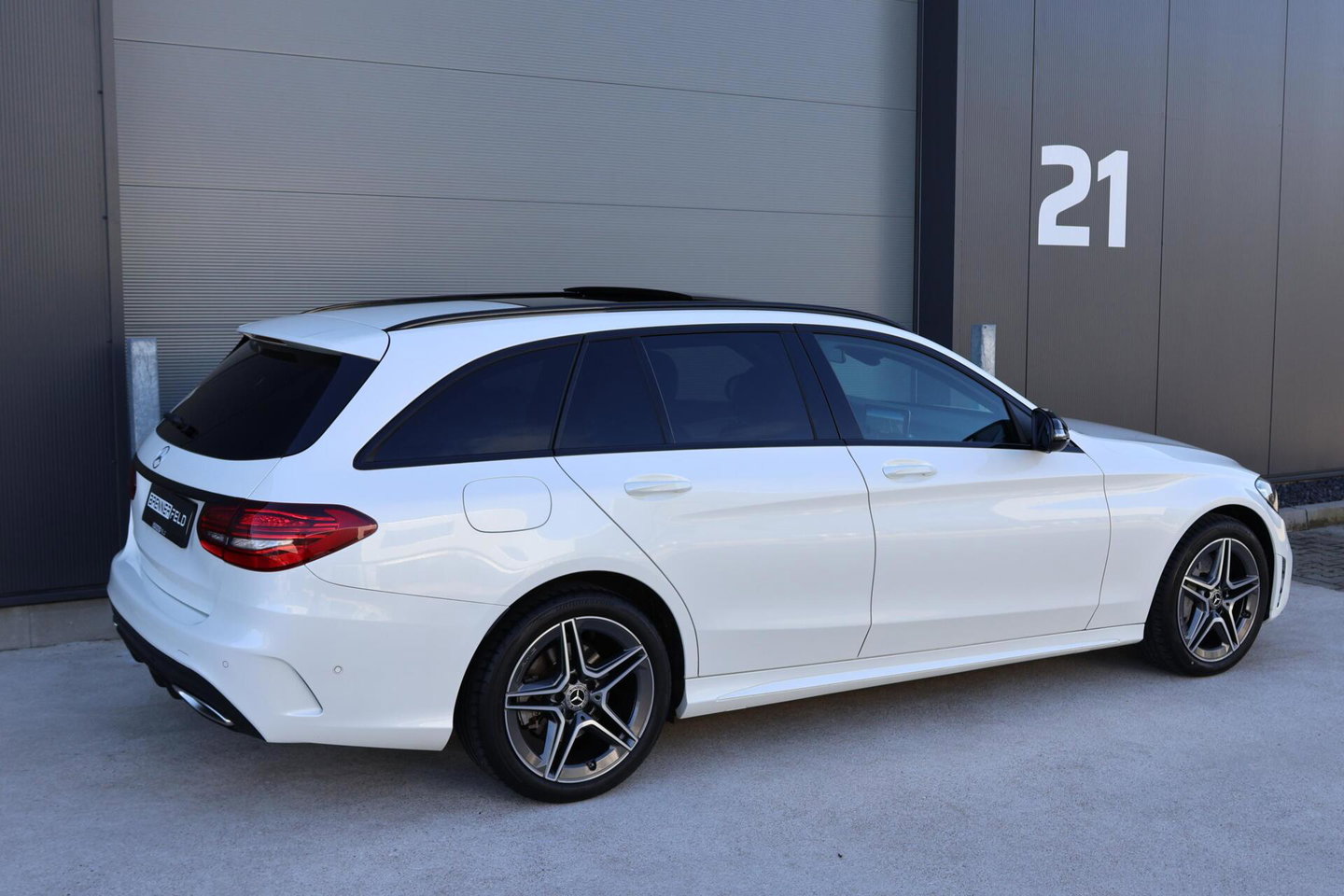 Mercedes-Benz C-Klasse Estate 400 4MATIC AMG Line / Panoramadak / Memory stoelen / Night Pakket / Burmester Surround