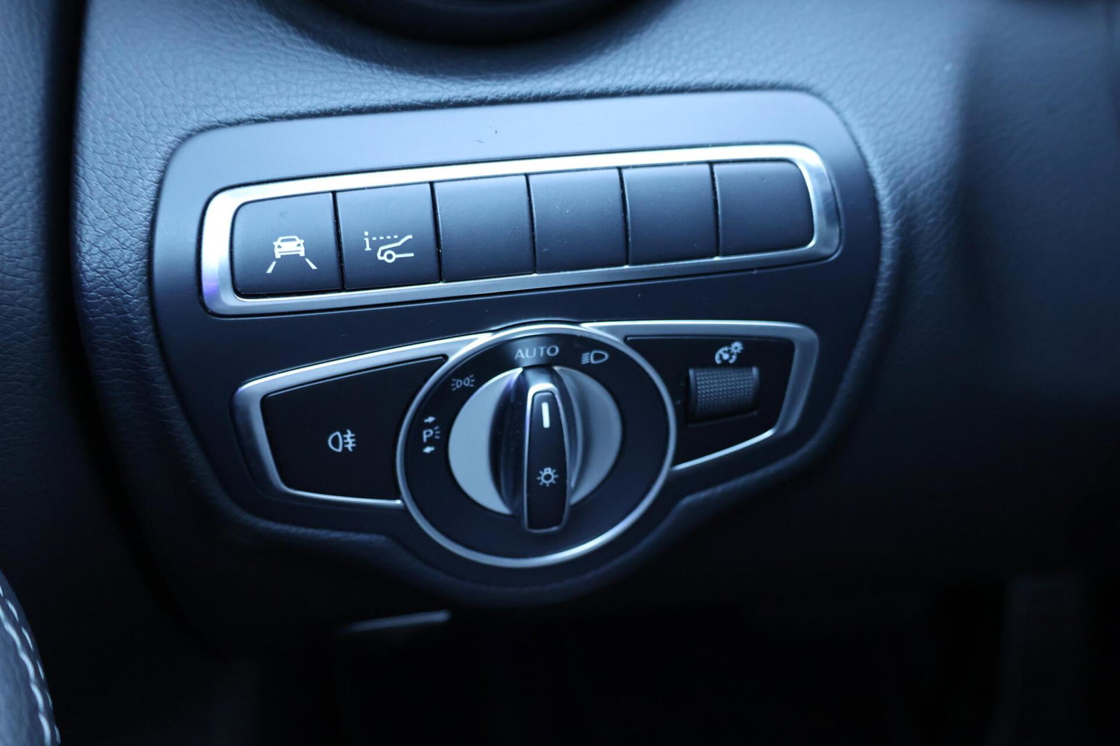Mercedes-Benz C-Klasse Estate 400 4MATIC AMG Line / Panoramadak / Memory stoelen / Night Pakket / Burmester Surround