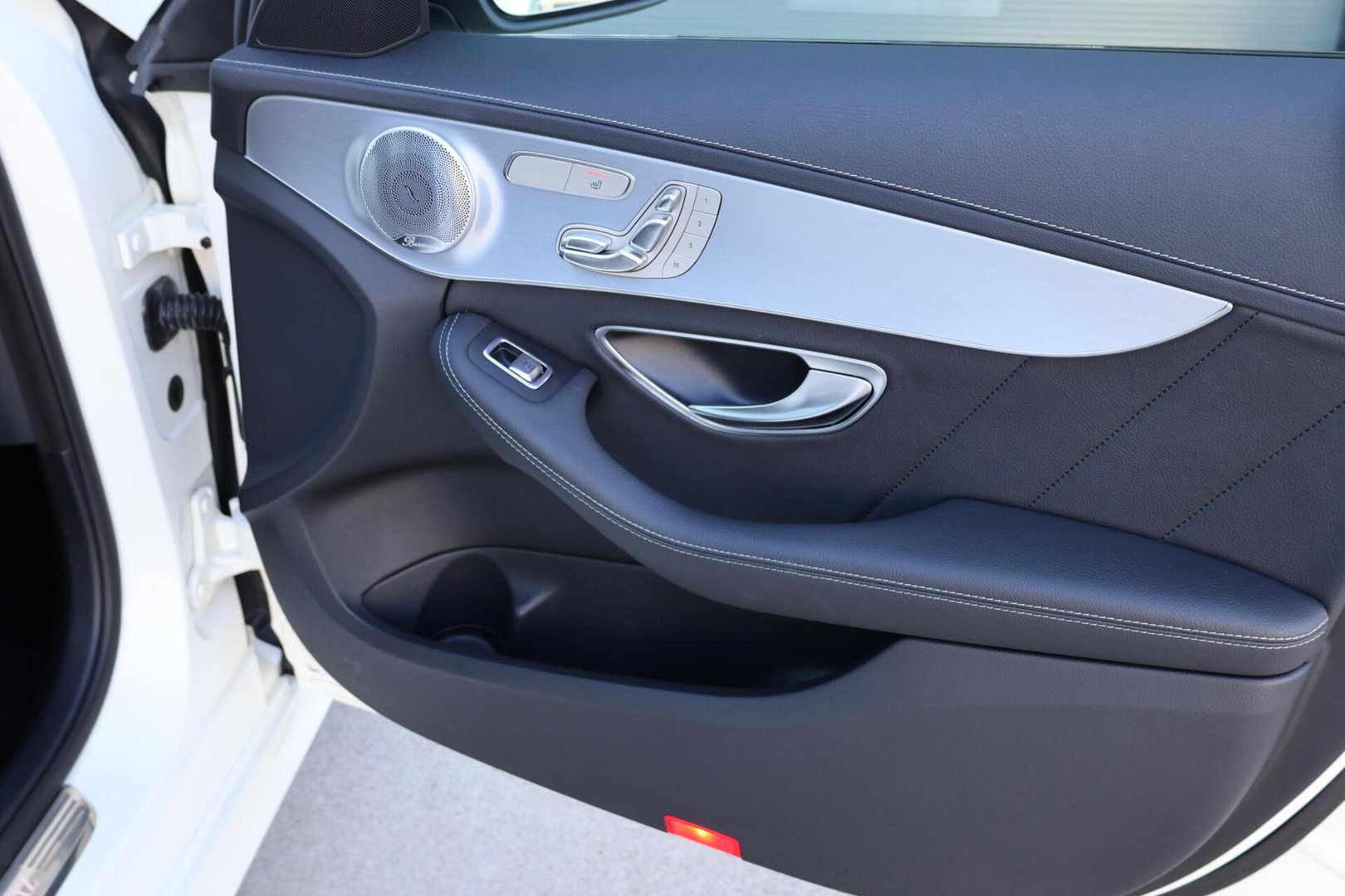Mercedes-Benz C-Klasse Estate 400 4MATIC AMG Line / Panoramadak / Memory stoelen / Night Pakket / Burmester Surround