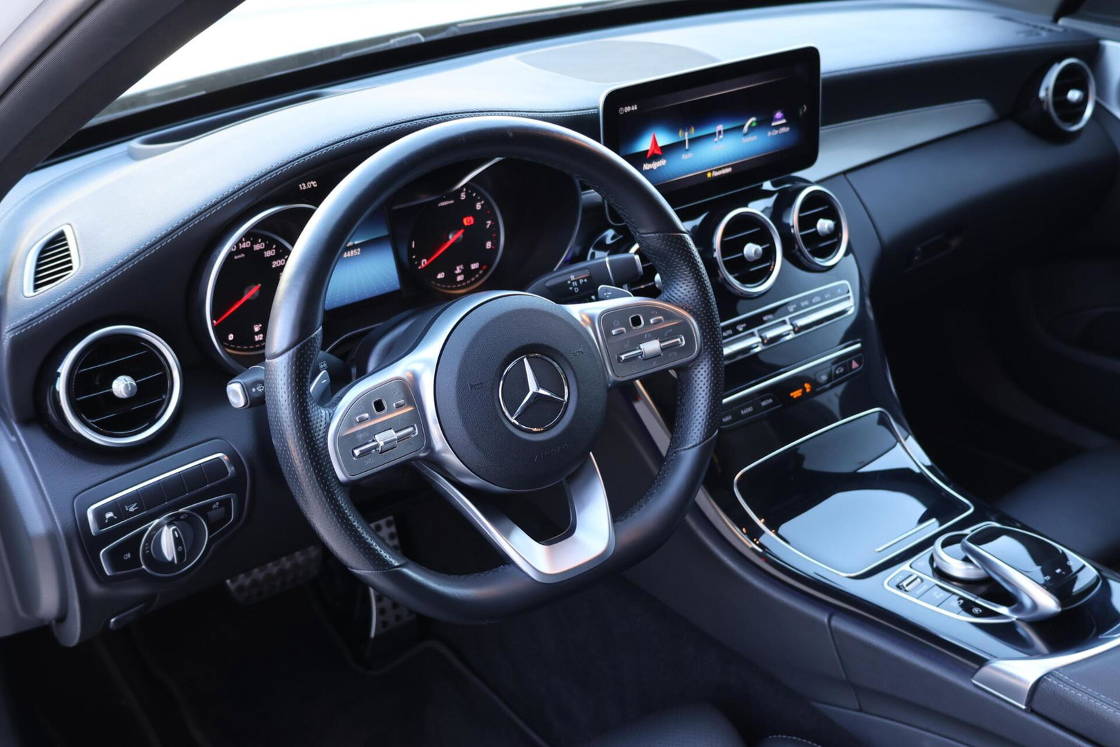 Mercedes-Benz C-Klasse Estate 400 4MATIC AMG Line / Panoramadak / Memory stoelen / Night Pakket / Burmester Surround