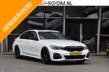 BMW 3 Serie - 320i High Executive M sport Pano Leder Camera HK