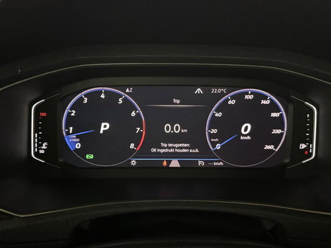 Volkswagen T-Roc 1.5 TSI R-Line Pano Virtual Carplay Sfeer