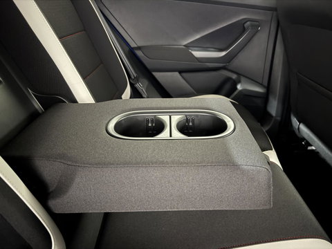 Volkswagen T-Roc 1.5 TSI R-Line Pano Virtual Carplay Sfeer